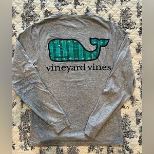 Adult Vineyard Vines Long Sleeve “Football Field Whale” Graphic Tee; Size XS